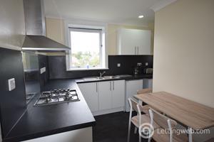 Property to rent in 72 Lamond Drive