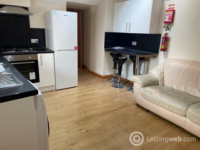 Property to rent in 10 Exchange Street (2/R), Dundee (City Centre)