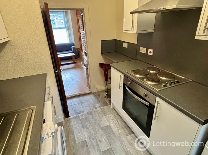 Property to rent in 37 Milnbank Road, Dundee, DD1 5QA (West End)