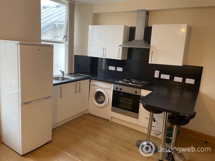 Property to rent in 10 Exchange Street, Dundee, DD1 3DL (City Centre)