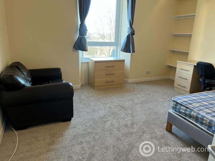 Property to rent in 18 Polepark Road, Dundee, DD1 5QS (West End)