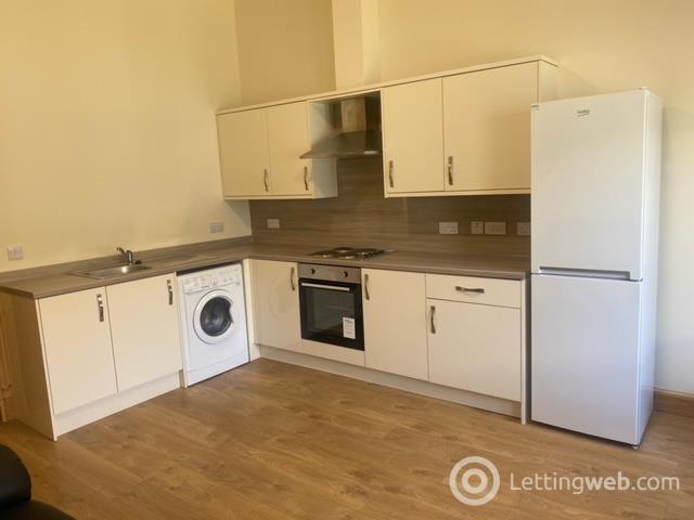 Property to rent in 9 West Bell Street, Dundee (City Centre)