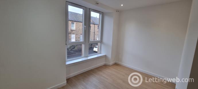 Property to rent in 1/R, 5 Pitfour Street, Dundee, DD2 2NT