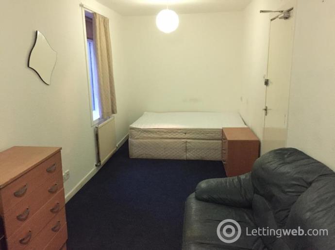 Property to rent in 9 South Bridge, Cupar, KY15 5HY