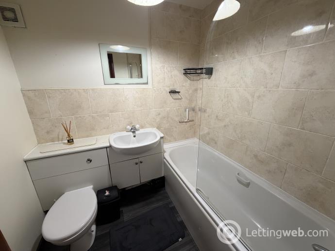 Property to rent in 179C, Lochee Road, Dundee, DD2 2ND