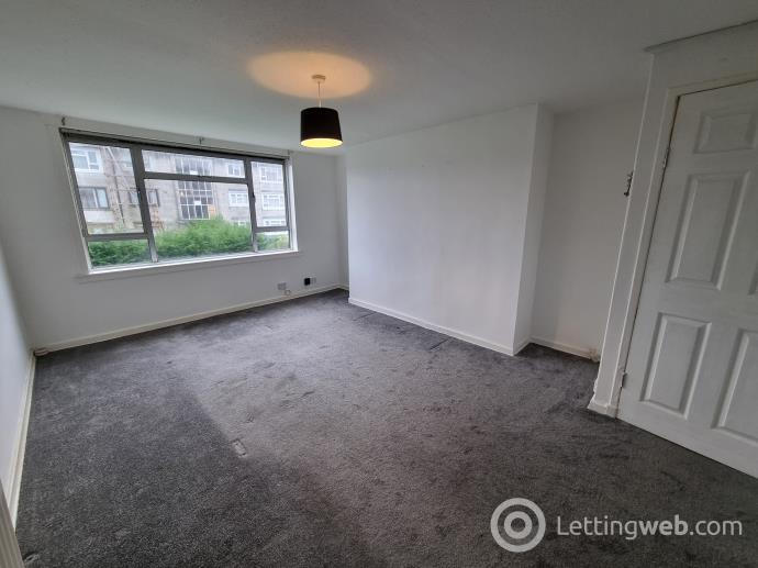 Property to rent in 8D, Balunie Place, Dundee, DD4 8ST