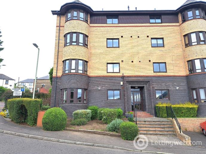 Property to rent in Carmichael Court, Dundee