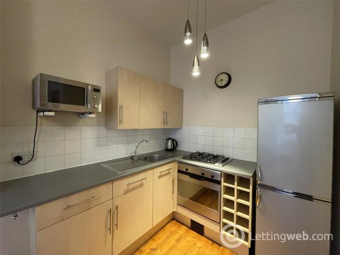 Property to rent in 13/5 Smithfield Street, Gorgie, Edinburgh, EH11