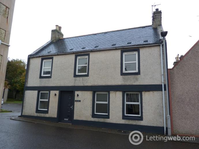 Property to rent in Gordon Square, Portgordon