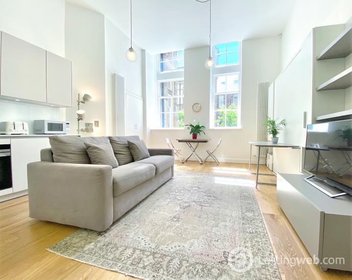 Property to rent in Nightingale Way, Quartermile