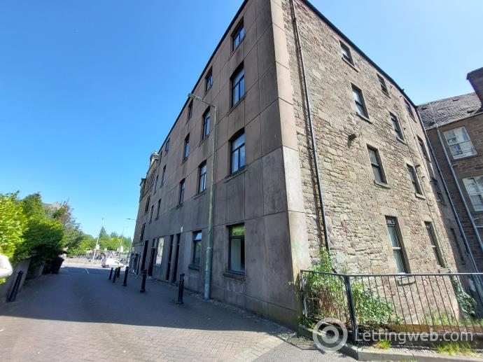 Property to rent in FLAT K, 47 DUDHOPE STREET