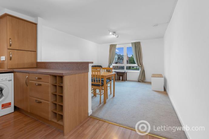 Property to rent in New Mart Place, Chesser, Edinburgh, EH14 1RW