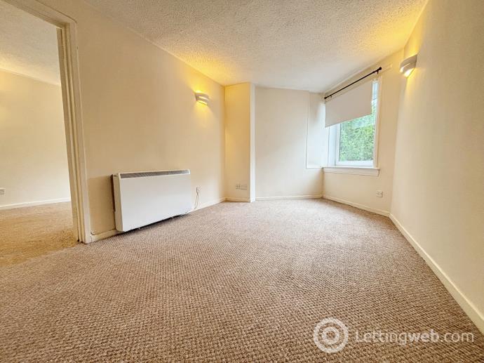 Property to rent in Brandon House, The Furlongs, Hamilton, ML3 0DJ