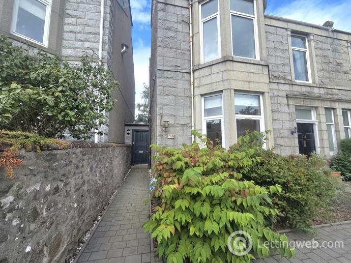Property to rent in Hamilton Place, West End, Aberdeen, AB15 5BB