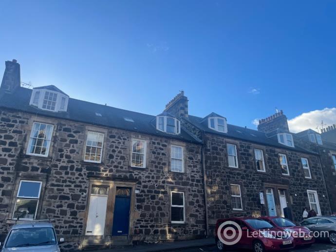 Property to rent in Queen Street, Stirling Town, Stirling, FK8 1HL