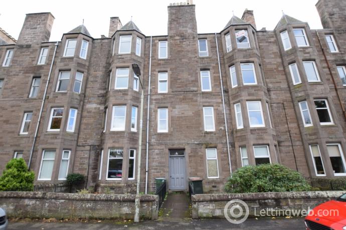 Property to rent in 4E, Windsor Terrace, Perth, PH2 0BA