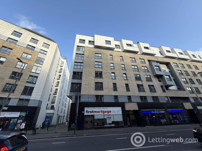 Property to rent in High Street, Merchant City, Glasgow, G1