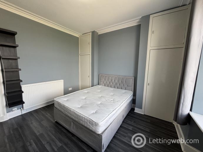 Property to rent in 99 Menzies Road, Aberdeen, AB11 9AN