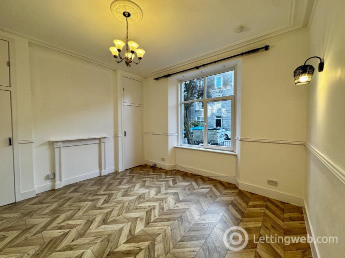 Property to rent in 32 Hartington Road, Aberdeen, AB10 6XX