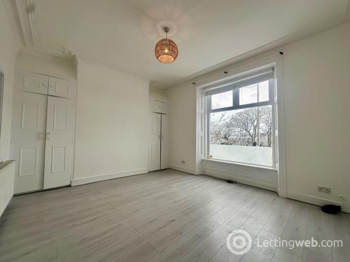 Property to rent in 113 Menzies Road, Aberdeen, AB11 9AL