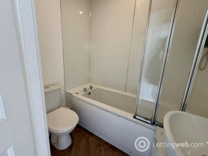 Property to rent in Attic Floor Left, 190 Union Grove, Aberdeen, AB10 6SR