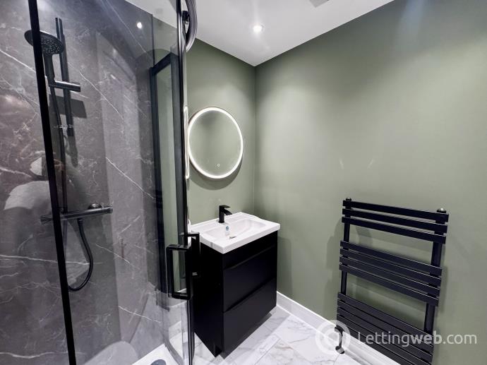 Property to rent in 52 Ashgrove Road, Aberdeen, AB25 3AD