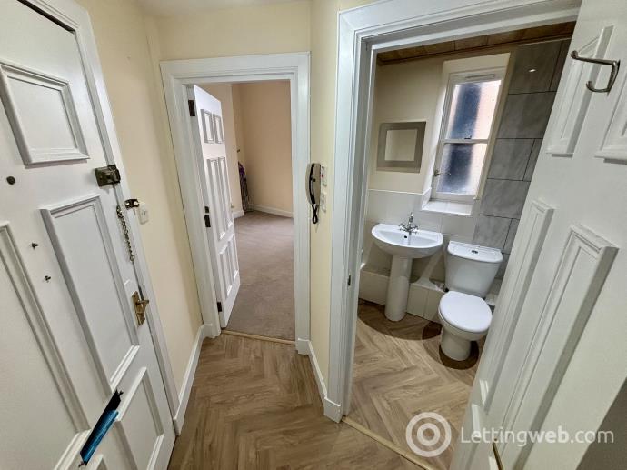 Property to rent in 10E, King Street, Aberdeen, AB24 5AX