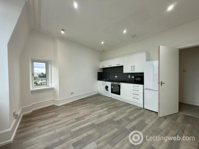 Property to rent in Third Floor Right, 62 Elmbank Terrace, Aberdeen, AB24 3NL