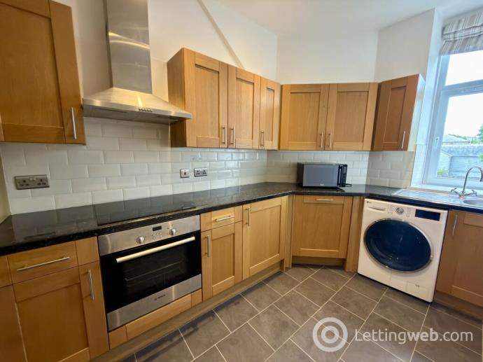 Property to rent in Attic Left, 5 Richmond Terrace, Aberdeen, AB25 2RP