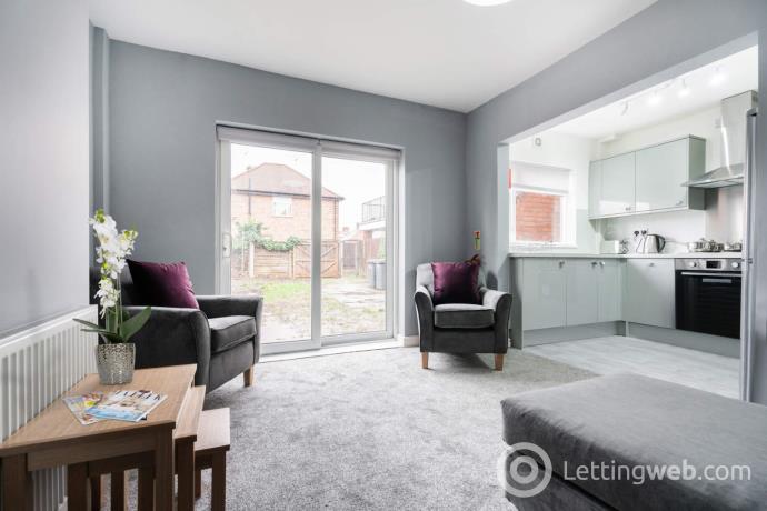 Property to rent in Queens Road, Beeston, Nottingham, NG9 2BD