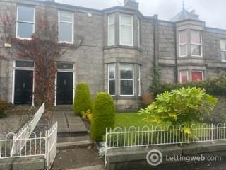 Property to rent in Gladstone Place, Queens Cross, Aberdeen, AB10 6XA
