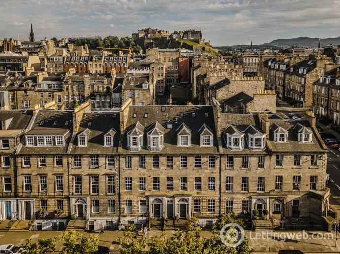 Property to rent in Queen Street, Edinburgh, EH2