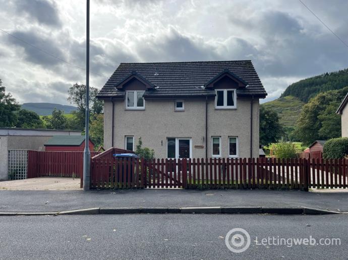 Property to rent in Pineview, Park Avenue, Walkerburn, EH43 6AN