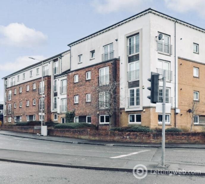 Property to rent in 2/4 at 1 Edinburgh Road glasgow G33 2EB