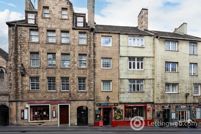 Property to rent in Canongate, Old Town, Edinburgh, EH8 8BQ