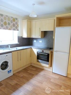 Property to rent in Paradise Place