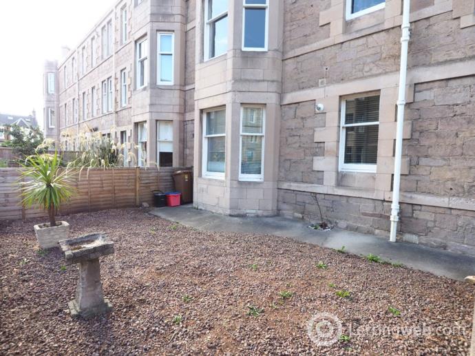 Property to rent in Rosebank Grove, Trinity, Edinburgh, EH5 3QN