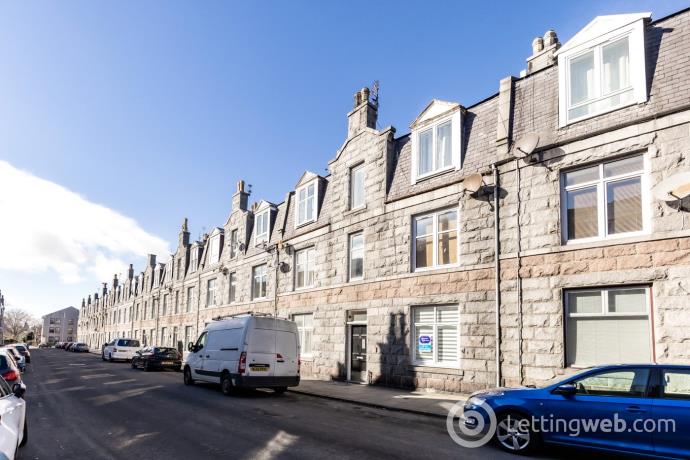 Property to rent in Wallfield Place, Aberdeen, AB25