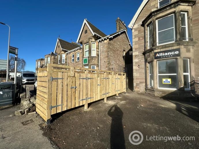 Property to rent in Flat 5, 47 York Place, Perth, Perthshire, PH2 8EH