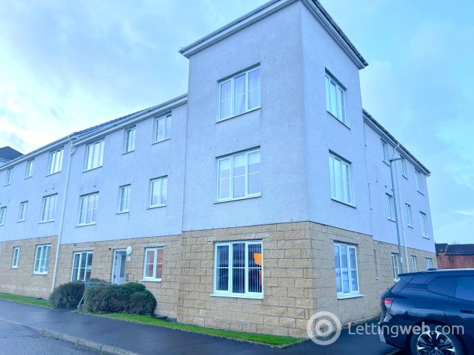 Property to rent in West Wellhall Wynd