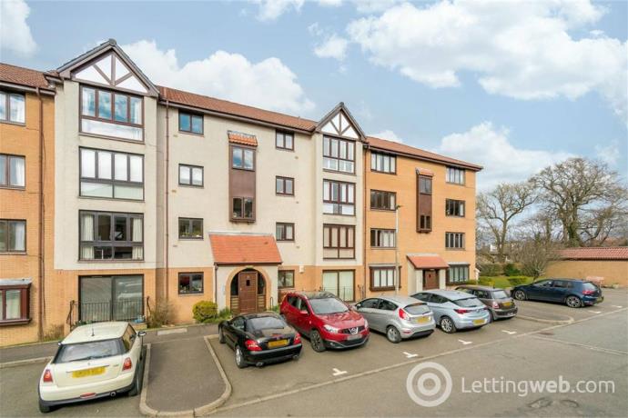 Property to rent in Bruntsfield Terrace, Bruntsfield, Edinburgh, EH10 4EX