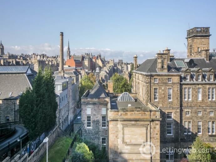 Property to rent in Drummond Street, Edinburgh