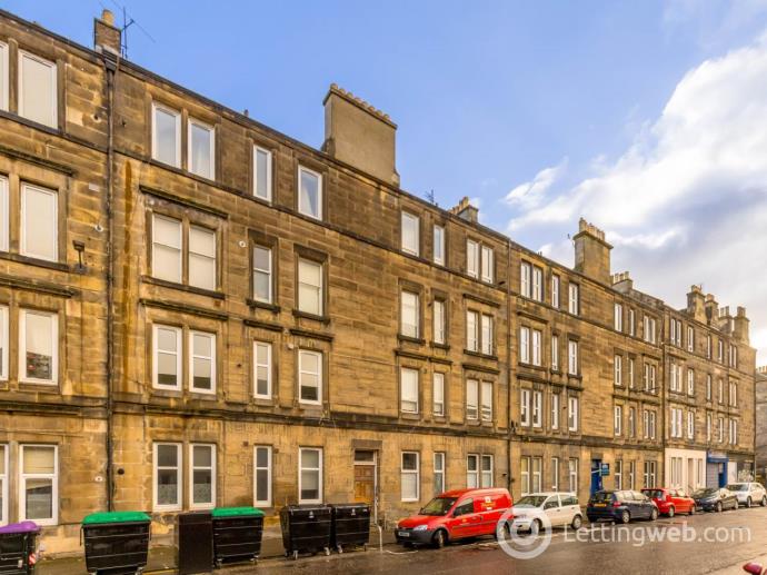 Property to rent in Elgin Terrace, Hillside, Edinburgh
