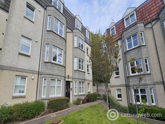 Property to rent in Albury Mansions, Ferryhill, Aberdeen