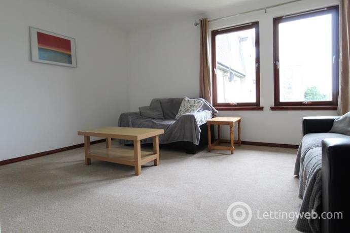 Property to rent in Park Road Court, Aberdeen, AB24