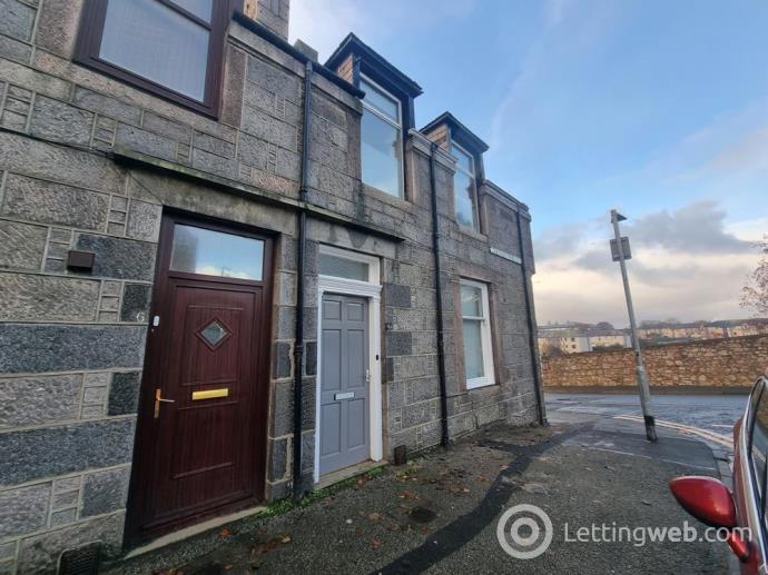 Property to rent in Froghall Road, Aberdeen, AB24