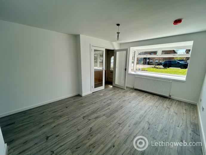 Property to rent in 48 Sherry Avenue, Holytown, Motherwell, ML1 4YB