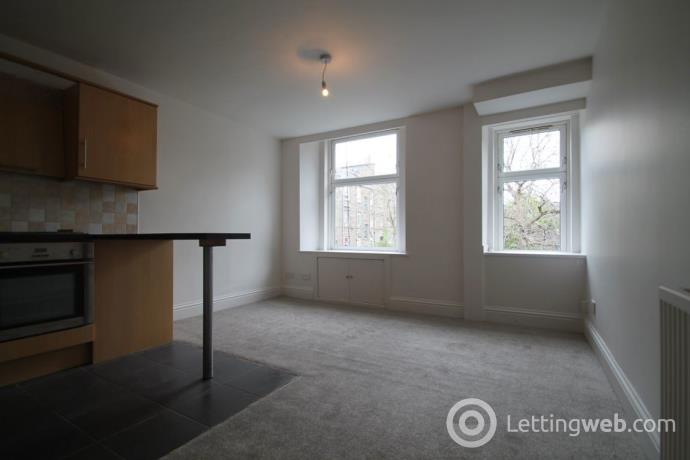 Property to rent in Park Avenue, Dundee