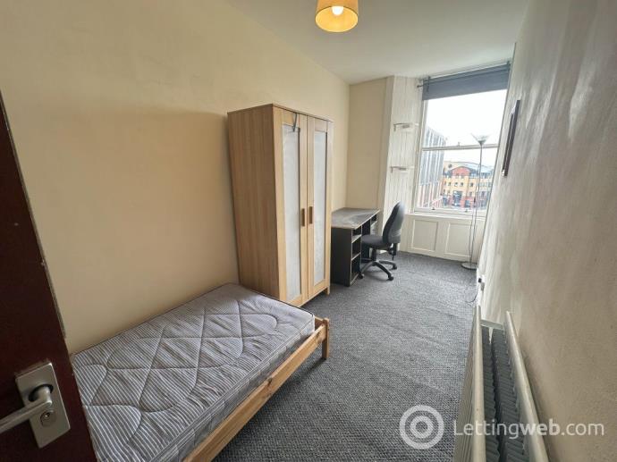Property to rent in Nethergate, Dundee