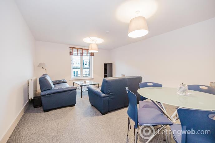 Property to rent in Hopetoun Crescent, Edinburgh, EH7